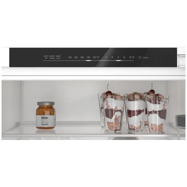 4242005359493-1 Beépített hűtőszekrény BOSCH KIN96VFD0