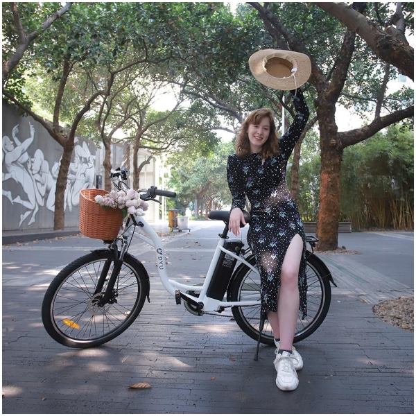 DYU C6 elektromos kerékpár