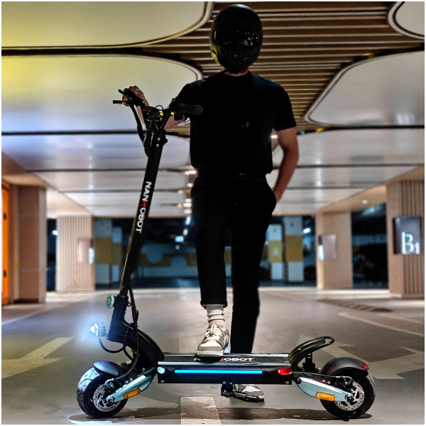 hu-lightning-pro-blue-0daa4c Nanrobot Lightning Pro Dual elektromos roller